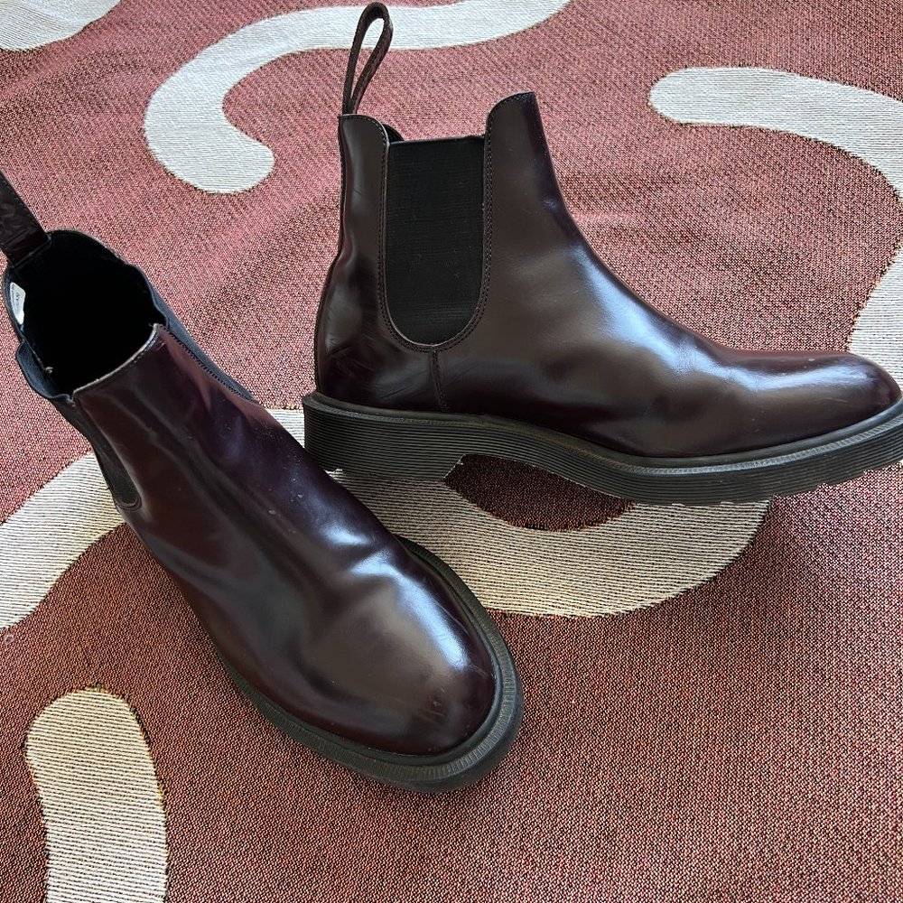 Dr. Martens Burgundy Chelsea Boots NWOT Size 9
